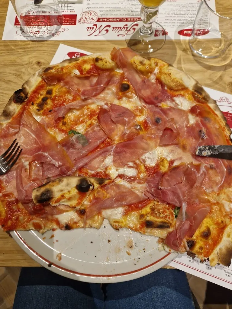 Alessia Valenti_Figlia Mia - La Pizzeria_Vighignolo_review