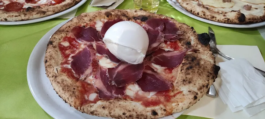 Menu_La Grande Famiglia_Carosino_immagine_2