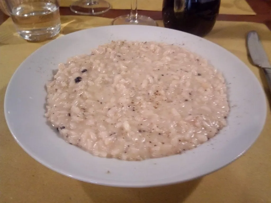 Jacob Mensah_Bar Trattoria Gatto Nero Di Cabitza Federico & c. S.a.s._Viggiù_review