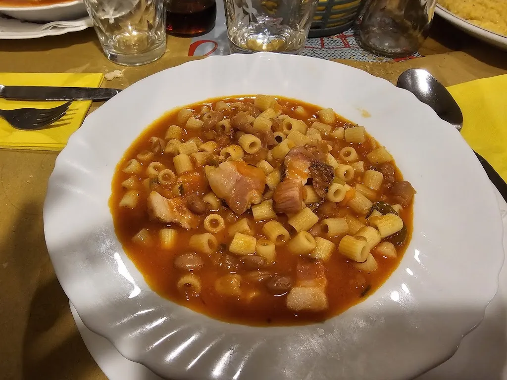 Bar Trattoria Gatto Nero Di Cabitza Federico & c. S.a.s._Viggiù_slider_image_2