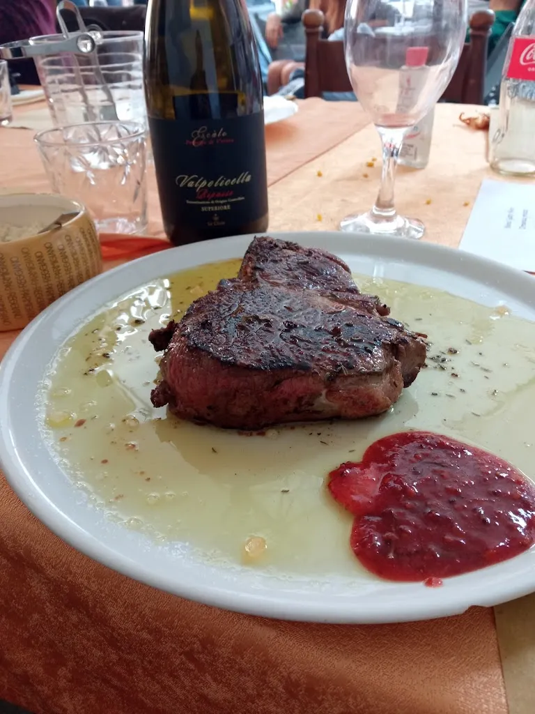 Bar Trattoria Gatto Nero Di Cabitza Federico & c. S.a.s._Viggiù_slider_image_3