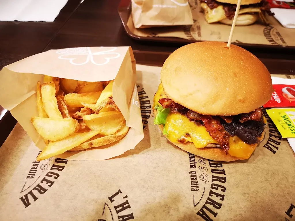 L'hamburgeria genuina qualità_Villa Carcina_slider_image_3