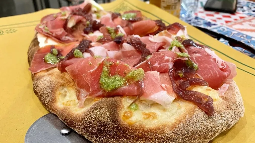 Antico Granaio Vigevano La pinseria_Vigevano_slider_image_3