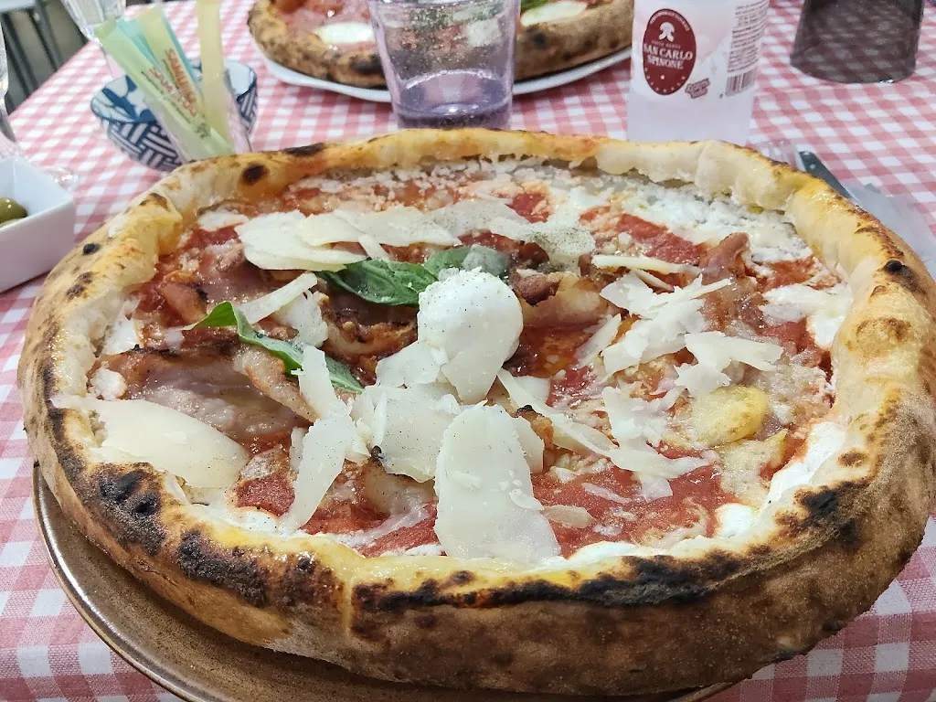 Via partenope_Vigevano_slider_image_3