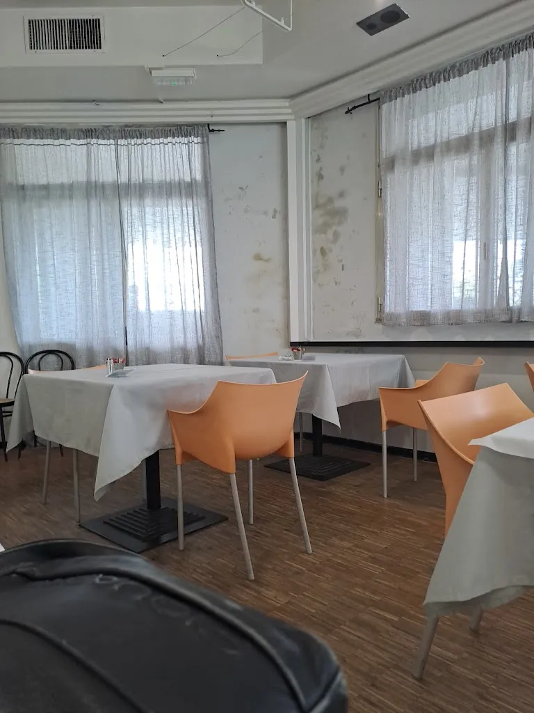 andrea nuvoloni_Ristorante Pizzeria Civico 167_Villa Poma_review