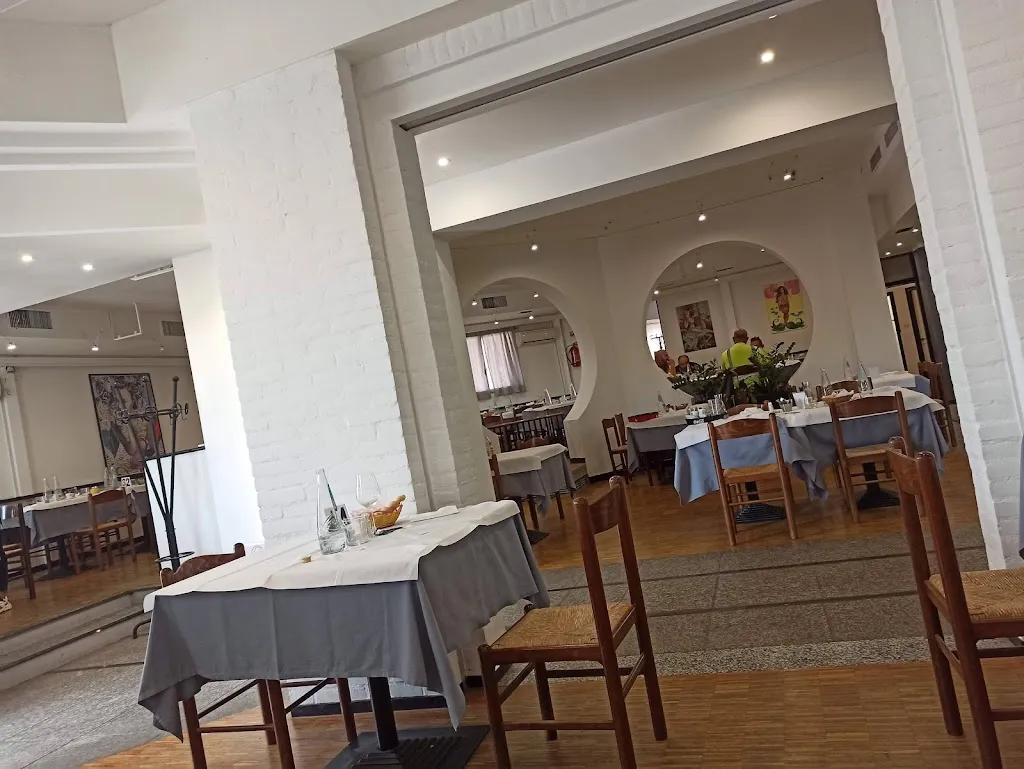 Ristorante Pizzeria Civico 167 restaurant in Villa Poma