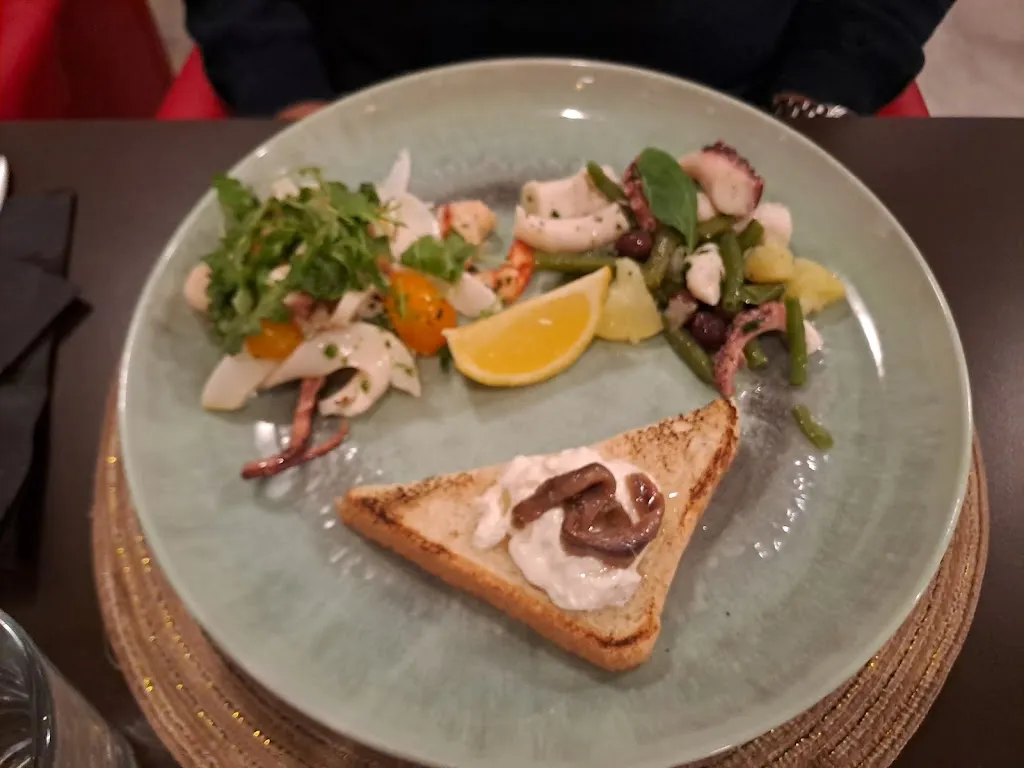 Menu_Castello - Cucina & Pizza_Vignola_image_6