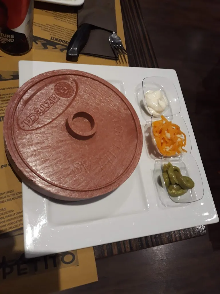 Menü_The Square - American Grill & Lounge Bar_Vignola_Bild_9