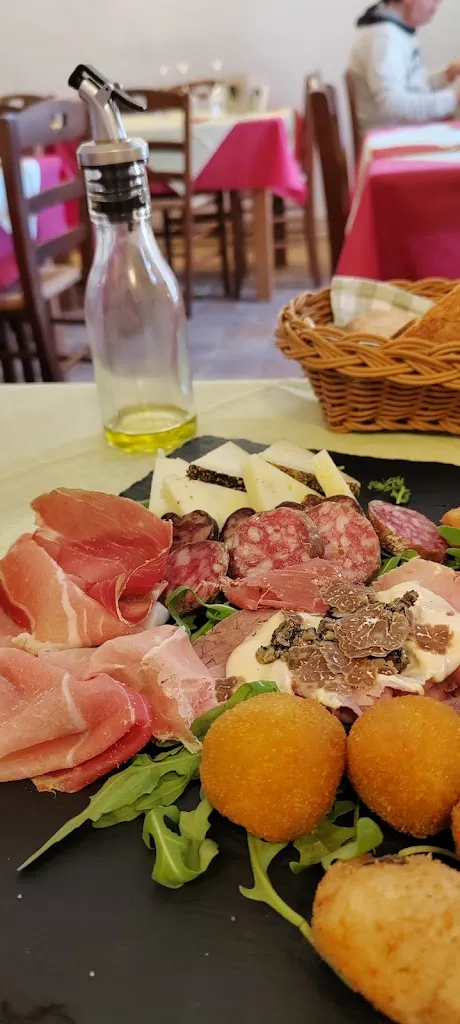 Menu_Cuore Nero Food and Relax_Carapelle Calvisio_image_8