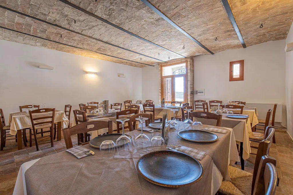 Cuore Nero Food and Relax restaurant in Carapelle Calvisio