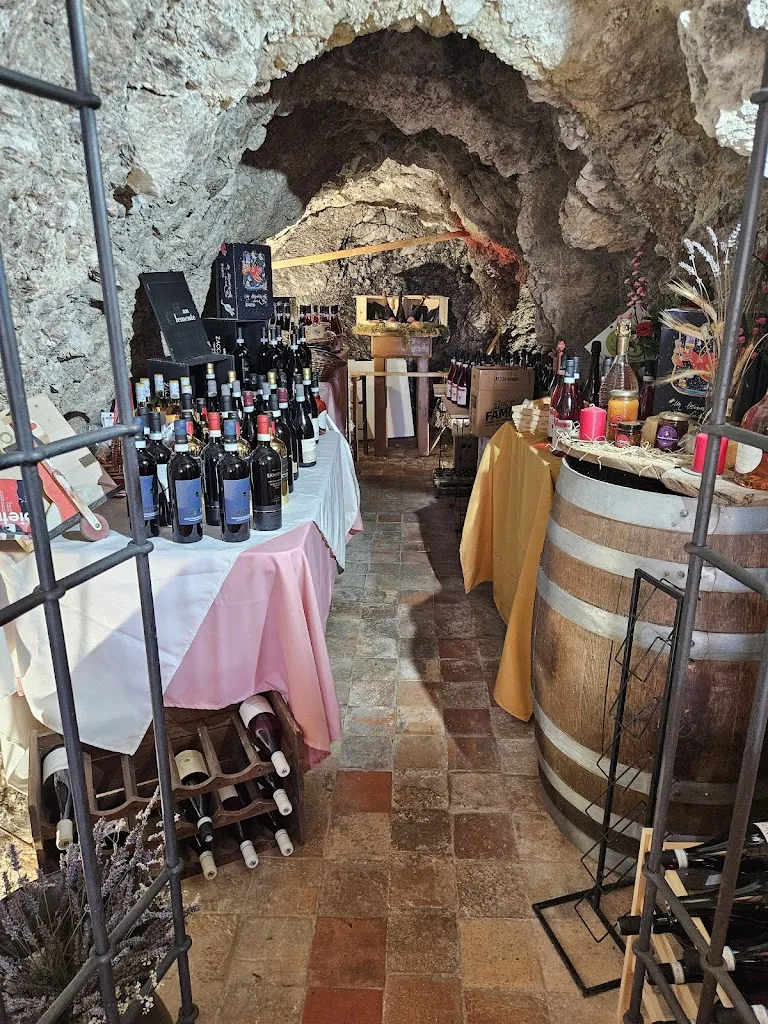 Cuore Nero Food and Relax_Carapelle Calvisio_slider_image_3