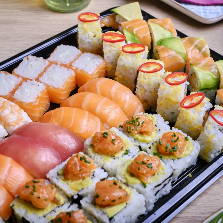 Rhio Sushi & Poké Vignola_Vignola_slider_image_2