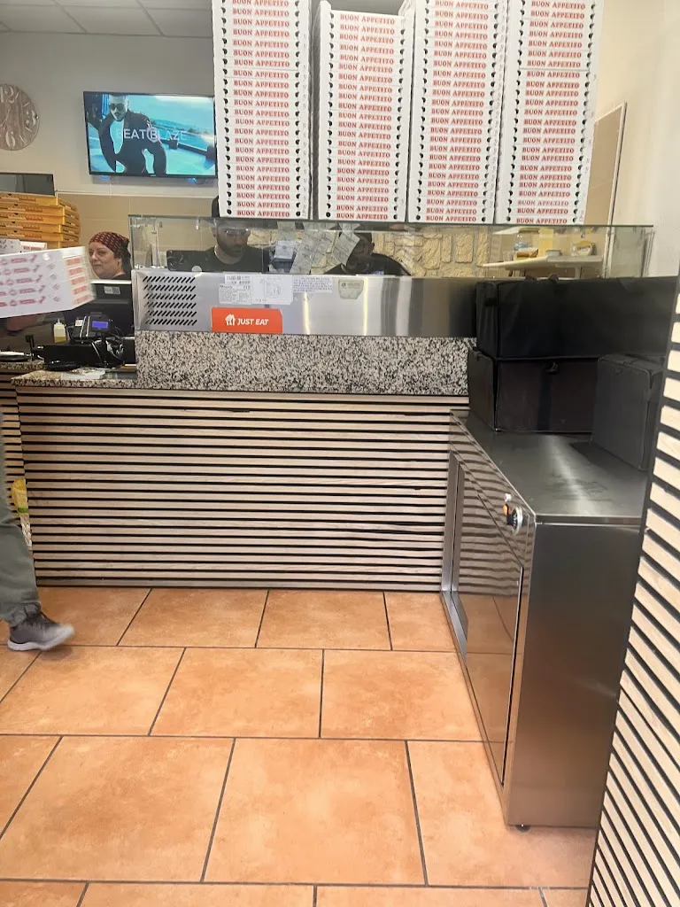 Guiccia_Verde Basilico_Vignola_review