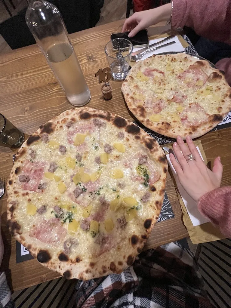 Matteo Olivieri_Pizzeria DoppioZero_Vignola_review