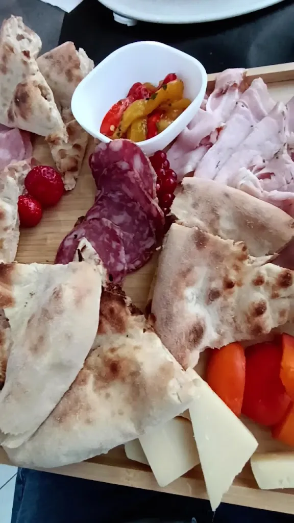 TRE Officina del Gusto restaurant in Villanova d'Ardenghi