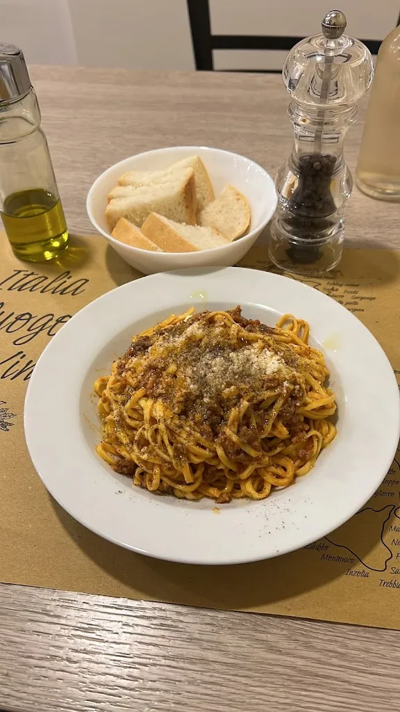 Paul Foreman_Ristoro Andirivieni_Villanova d'Ardenghi_review