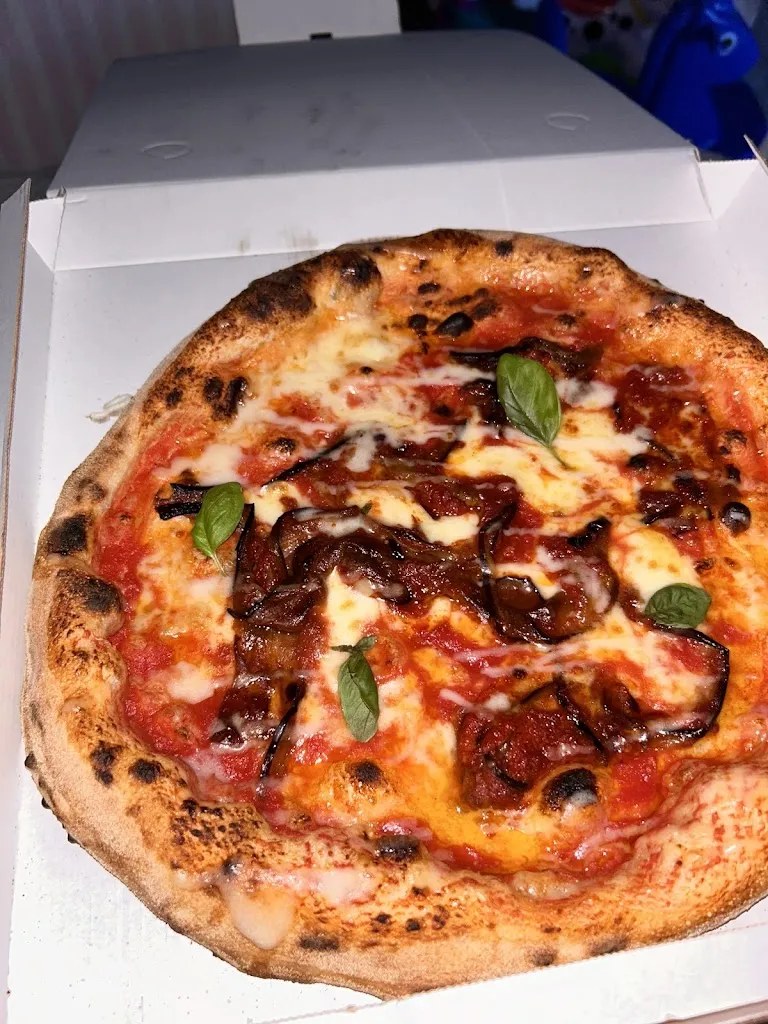 Menu_Magma - Pizzeria e Rosticceria Napoletana_Villasanta_image_4