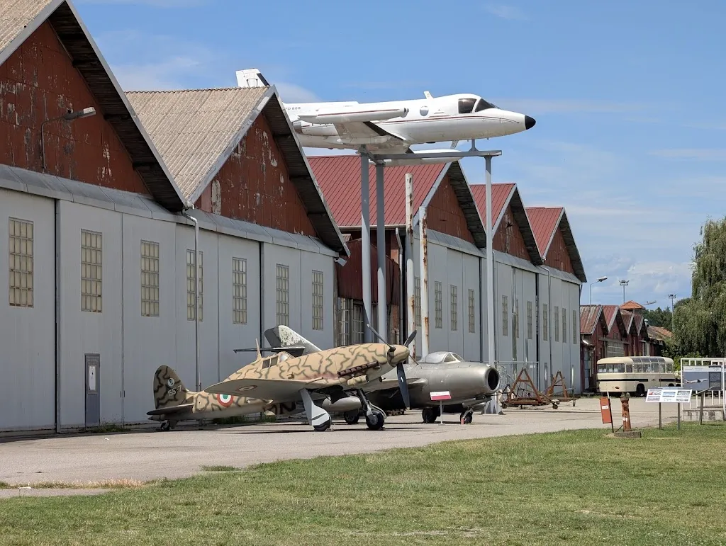 Flight Bistrot • Volandia_Vizzola Ticino_slider_image_3