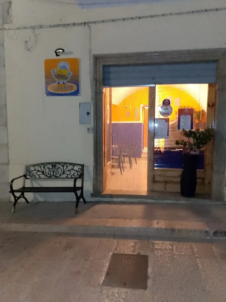 Paninoteca paradise restaurant in Casalnuovo Monterotaro