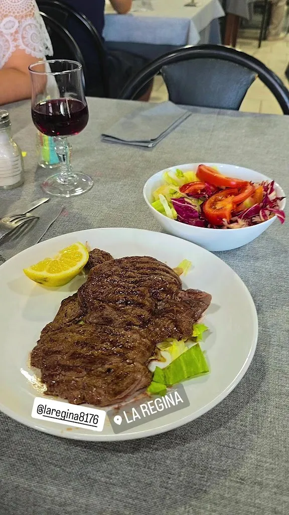 Ristorante-Pizzeria La Regina_Vizzolo Predabissi_slider_image_2