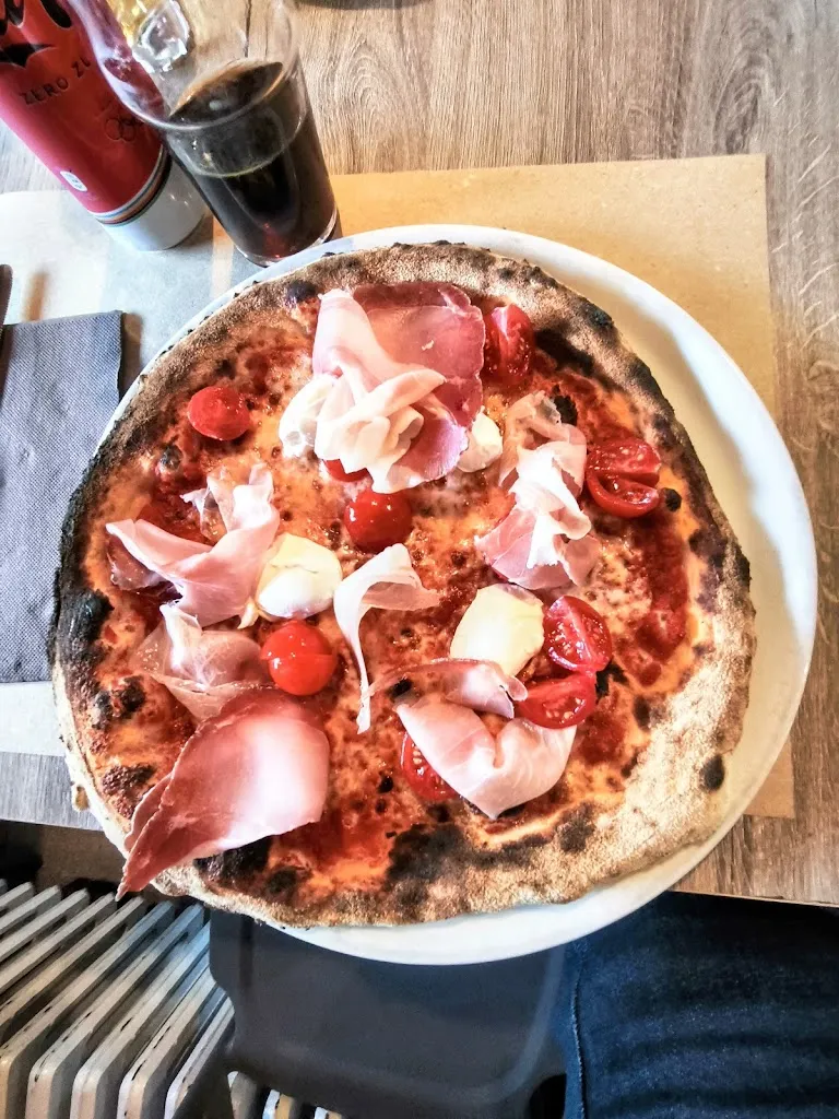 Norma Cassinelli_In Pizze_Zavattarello_review