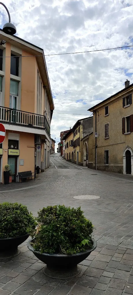 Shaun Maloney_Ristorante Pizzeria Miramonti_Volta Mantovana_review