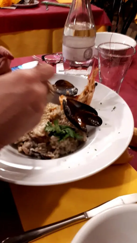 La Sqola Ristorante Pizzeria_Volta Mantovana_slider_image_2