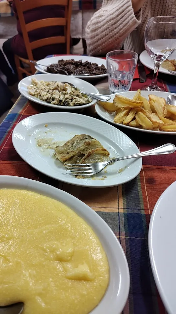 Alessandra Tognolatti_Bellaria Castellani Mirco_Volta Mantovana_review