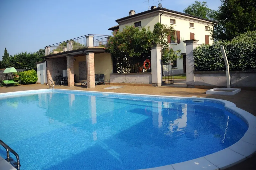 Hotel Buca di Bacco Sas restaurant in Volta Mantovana