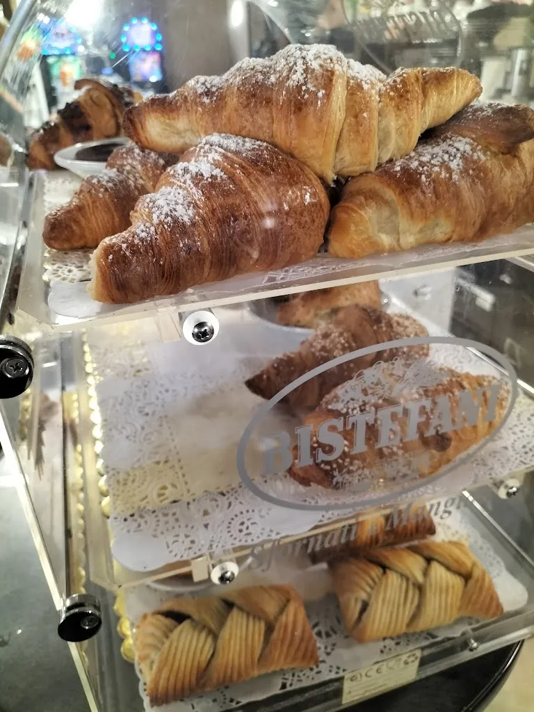 Iris Anfuso_IL RITROVO DI VIA ROMA BAR TRATTORIA PIZZERIA_Zerbolò_review