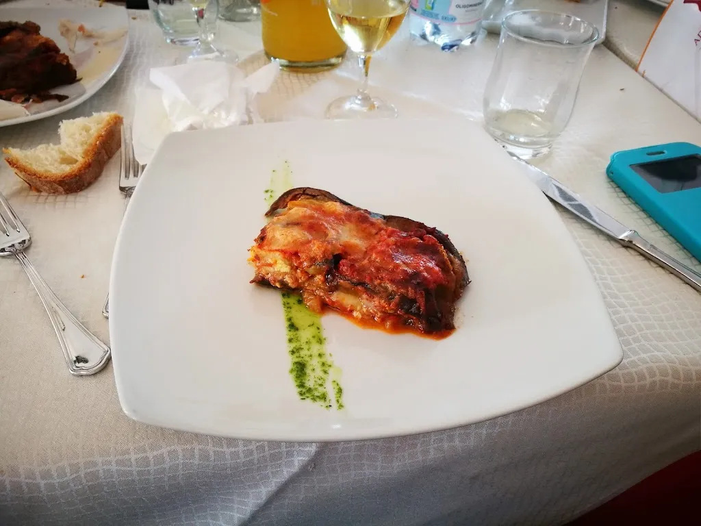 Andrea Corvaro_Ad Maiora_Casalvecchio di Puglia_review