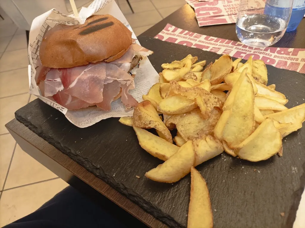 Jason Burger & Pizza_Zelo Buon Persico_slider_image_3