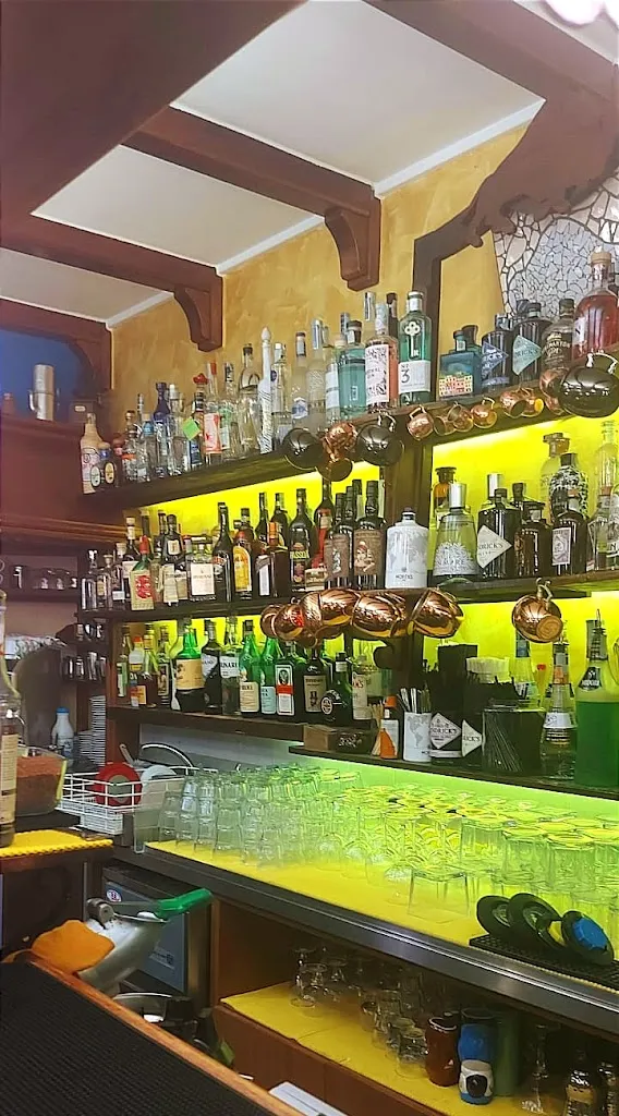 Bar El Barin restaurant in Zelo Buon Persico