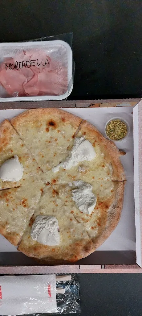 Francesco Teruzzi_Pizza Italia_Zelo Buon Persico_review