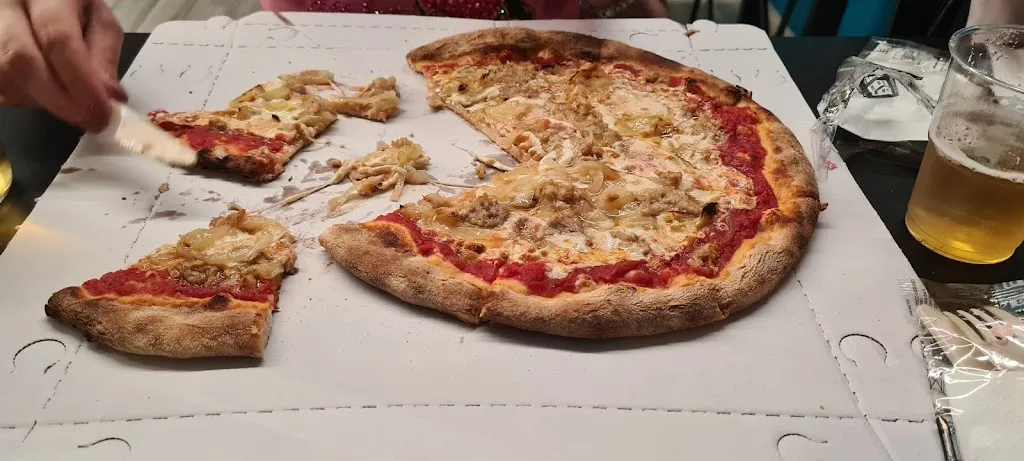 Pizza Italia restaurant in Zelo Buon Persico