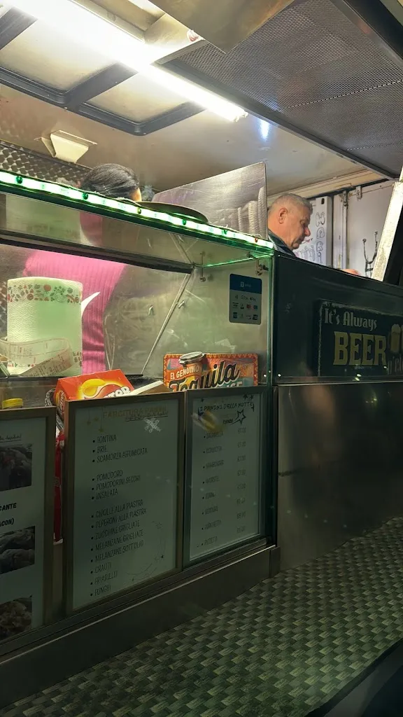 roberto riggio_Panini della notte_Zelo Buon Persico_review