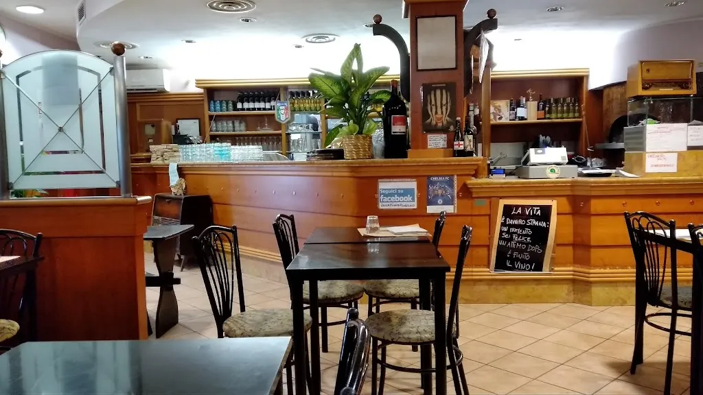 Osteria Isola Fiorita Fuori Porta restaurant in Zibido San Giacomo