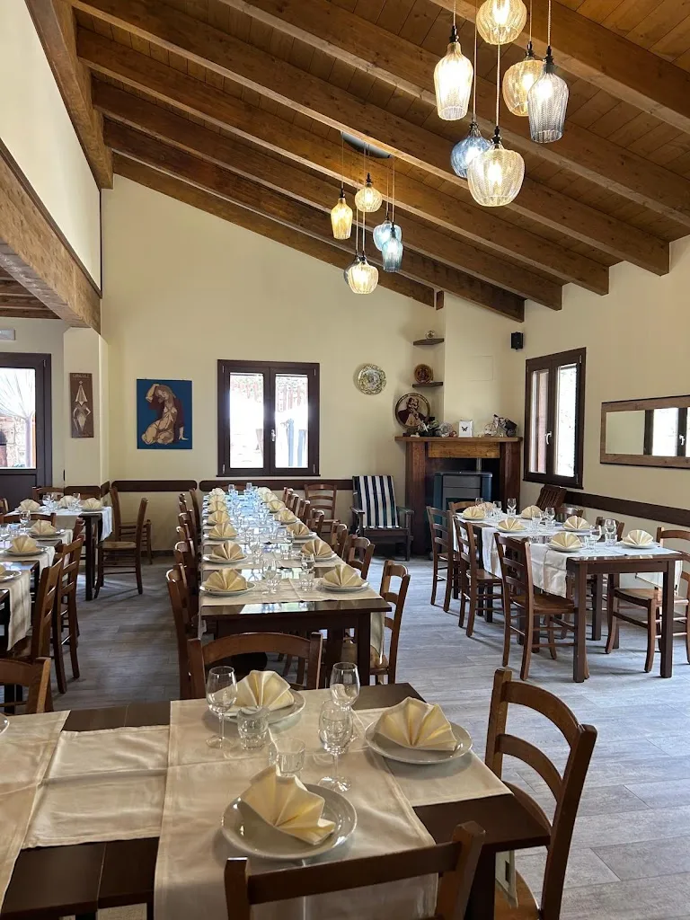 Azienda Agricola Agrituristica ''La Valle Dell'Orso'' Di Nicolai Barbara restaurant in Acquasanta Terme