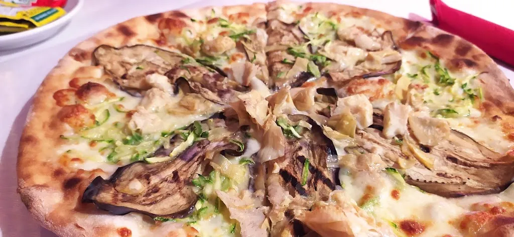 trilly7979_Pizzeria Vecchia Salaria_Acquasanta Terme_review