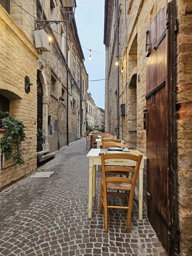 Filippo Andrea Z_Ristorante La Locanda Del Conte_Acquaviva Picena_review