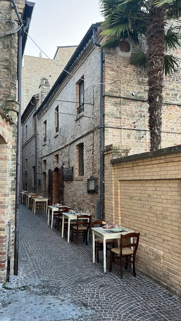 Boris Bočvarski_Ristorante La Locanda Del Conte_Acquaviva Picena_review