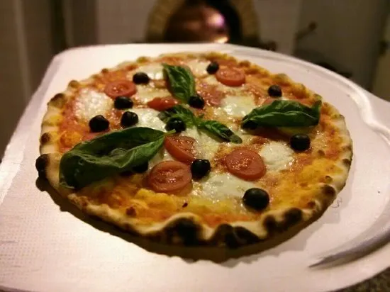 Ristorante pizzeria Shine Acqualagna_Acqualagna_slider_image_2