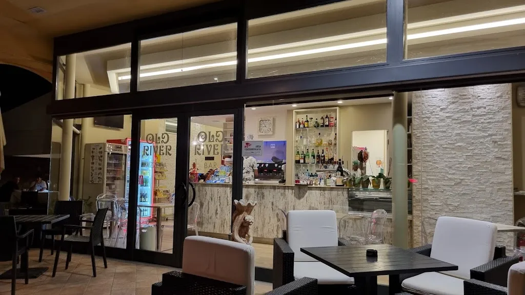 Milena Ubaldini_Old River_Acqualagna_review