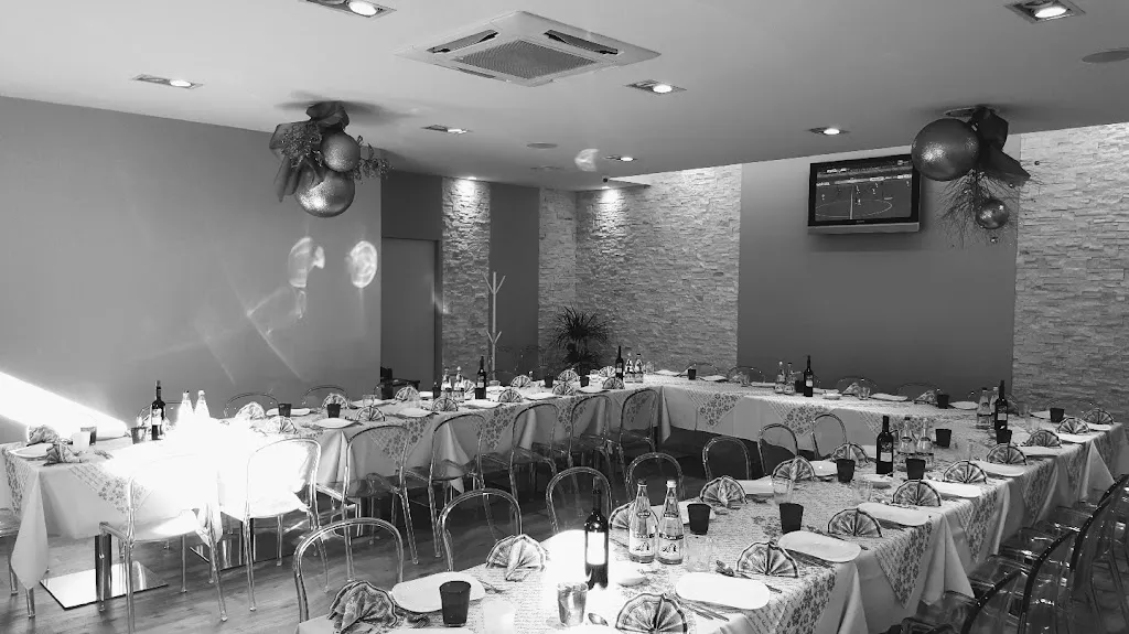 Old River restaurant in Acqualagna