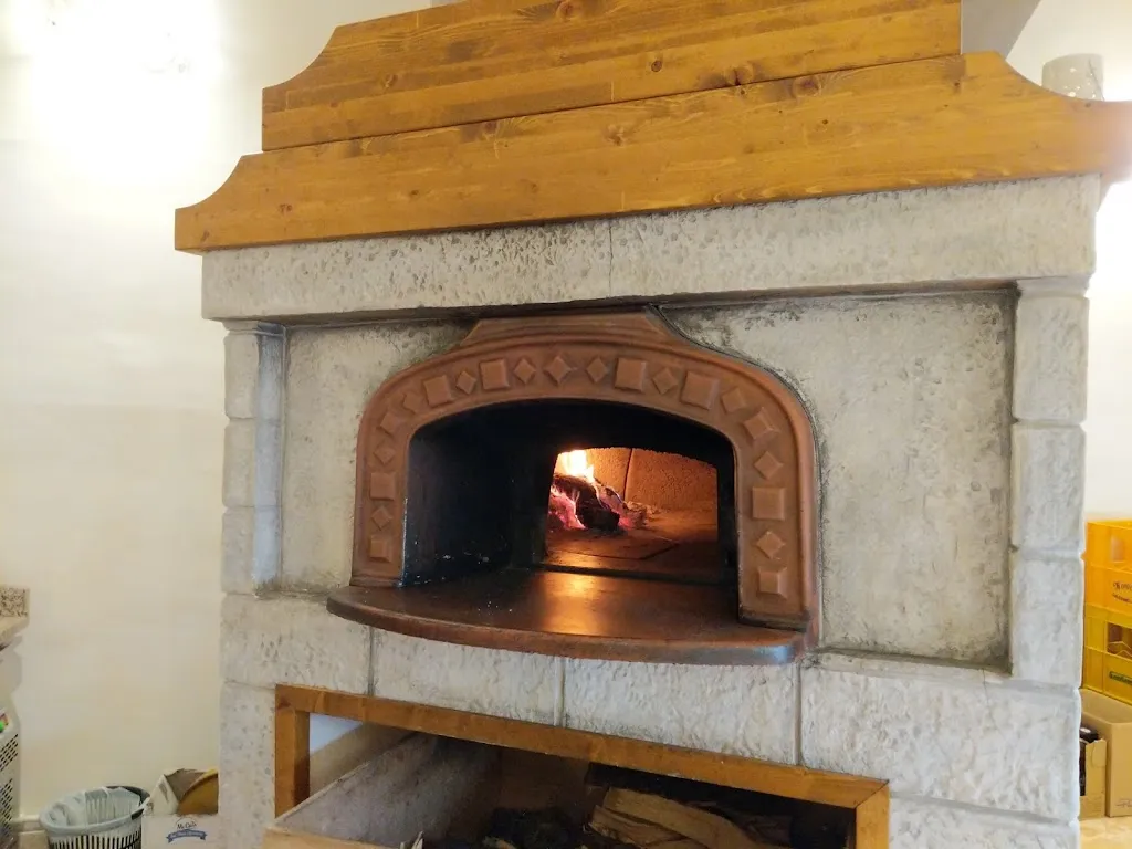 Carmina Heilla_La Locanda del Convento_Casalvecchio di Puglia_avis