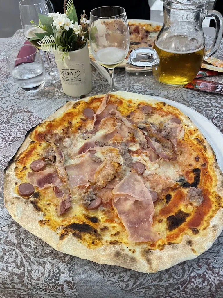Ristorante Pizzeria Gipsy_Acqualagna_slider_image_3