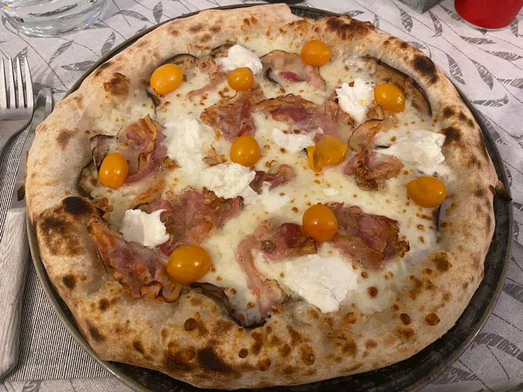 Pizzeria il Gufetto_Acqualagna_slider_image_2