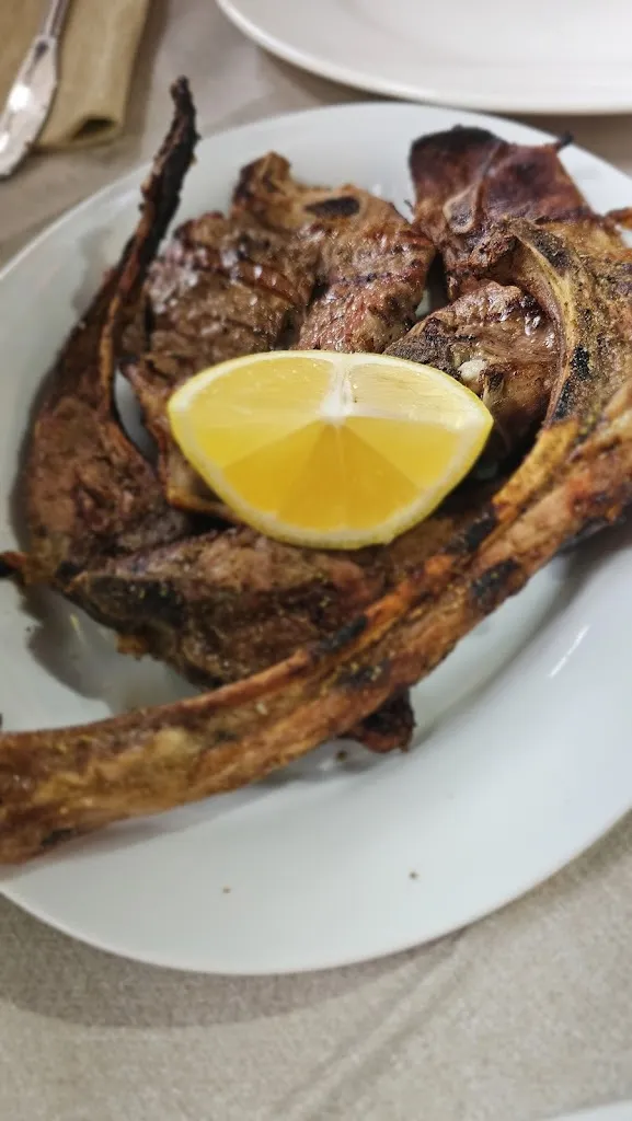 Bart ten Oever_Locanda del Lupo_Amandola_review