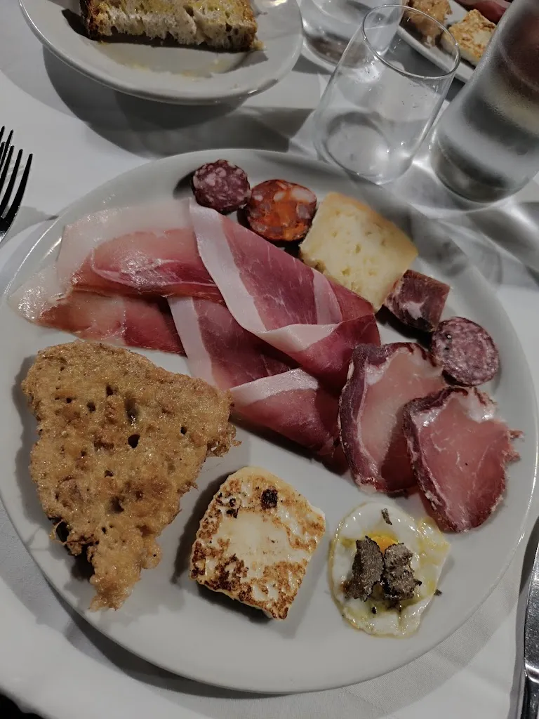 Antica Cucina di Mucciante Paolo_Carpineto della Nora_slider_image_2