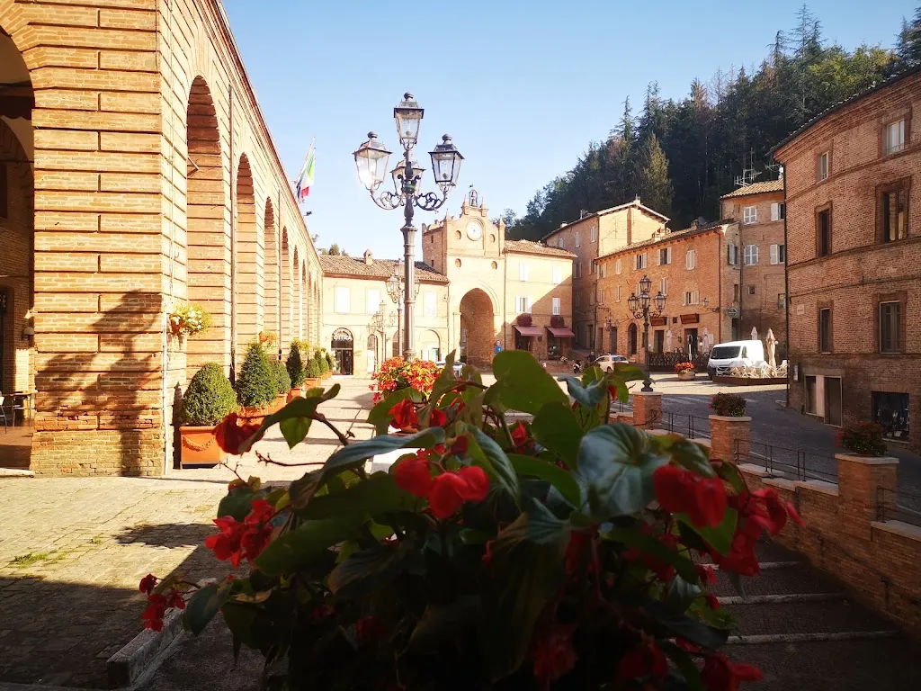 Francesco Casale_Gusteau Ristorante Pizzeria Pub_Amandola_review